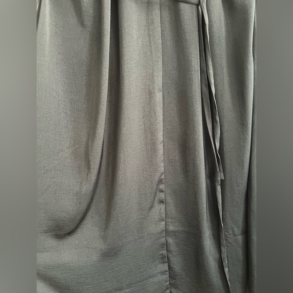 Banana Republic Twist Neck Sleeveless Midi Dress XL - Picture 2 of 12